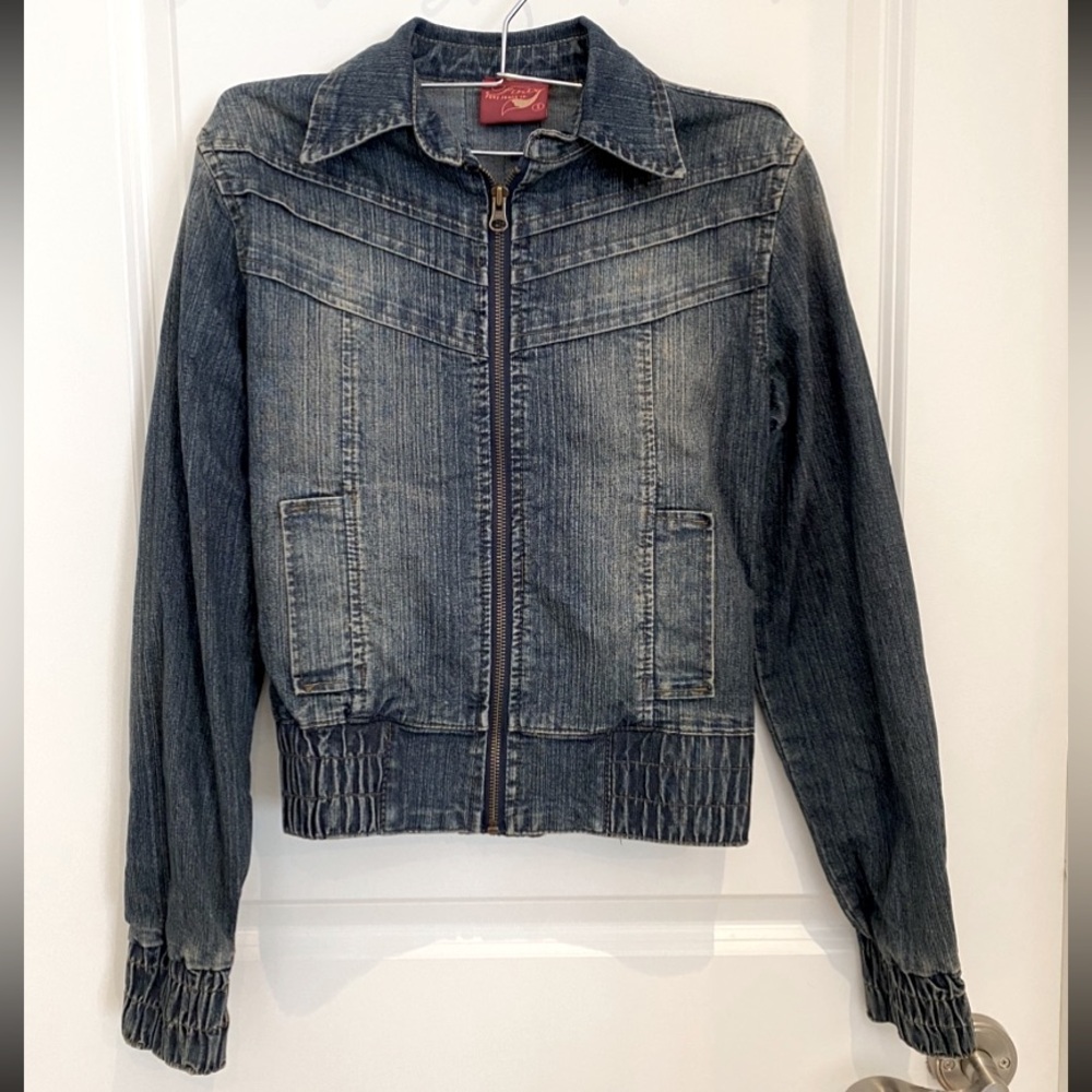 Jean Jacket size Small